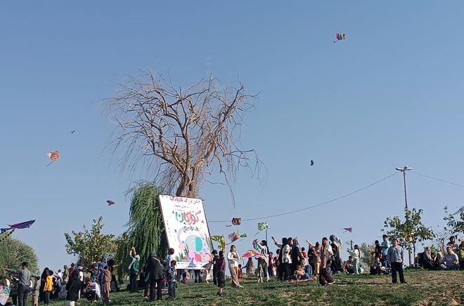 جشن بزرگ بادبادک ها در شهر ایلام برگزار شد