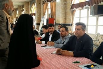 میز خدمت اداره آموزش و پرورش شهرستان پاکدشت در مصلی امام خمینی (ره) 