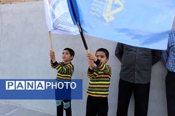 اجتماع خودجوش حمایت از مدافعان میهن در شهر درق