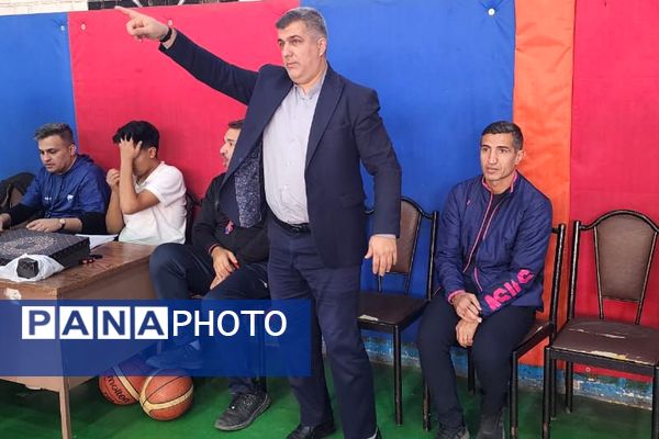 مسابقات بسکتبال دوره متوسطه اول پسران در ناحیه دو شهرری 