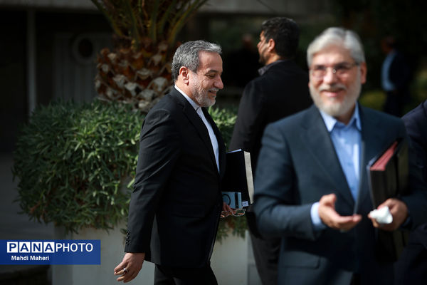 حاشیه جلسه هیات دولت