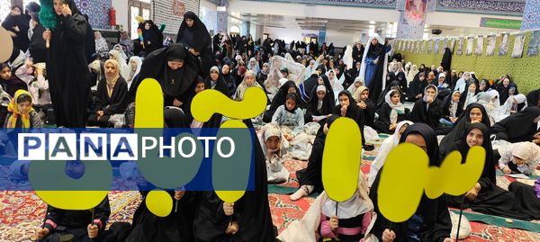 حضور دانش‌آموزان بیرجندی در نماز جمعه