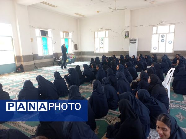 هفته بهداشت و روان در مدرسه زهرای‌مرضیه حاجی‌آباد