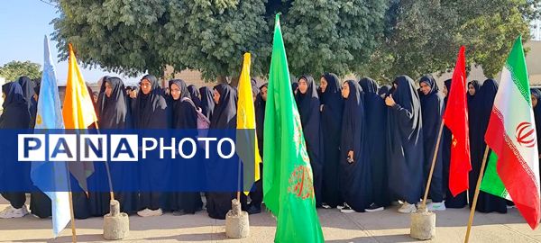 اعزام ۷۶ دانش‌آموز دختر فاریابی به مناطق عملیاتی جنوب کشور