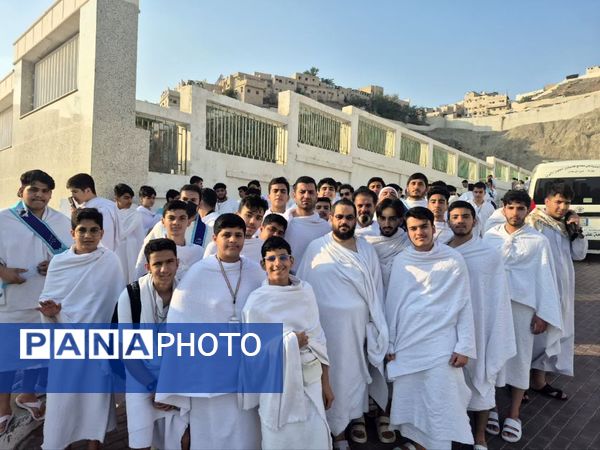 روایت تصویری سفر معنوی دانش‌آموزان عازم حج عمره