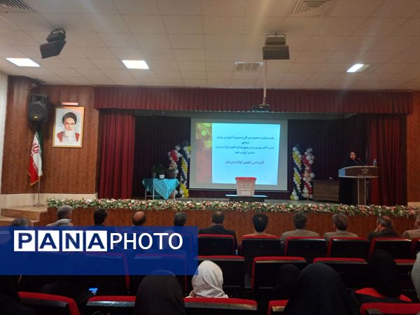 انتخابات شورای انجمن اولیا و مربیان  در نیشابور 