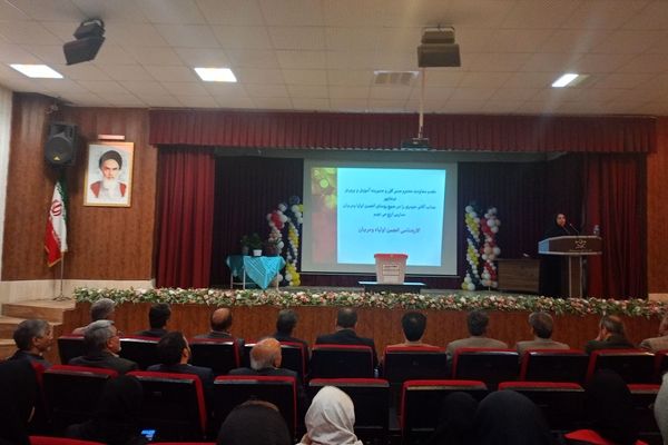 انتخابات شورای انجمن اولیا و مربیان  در نیشابور 