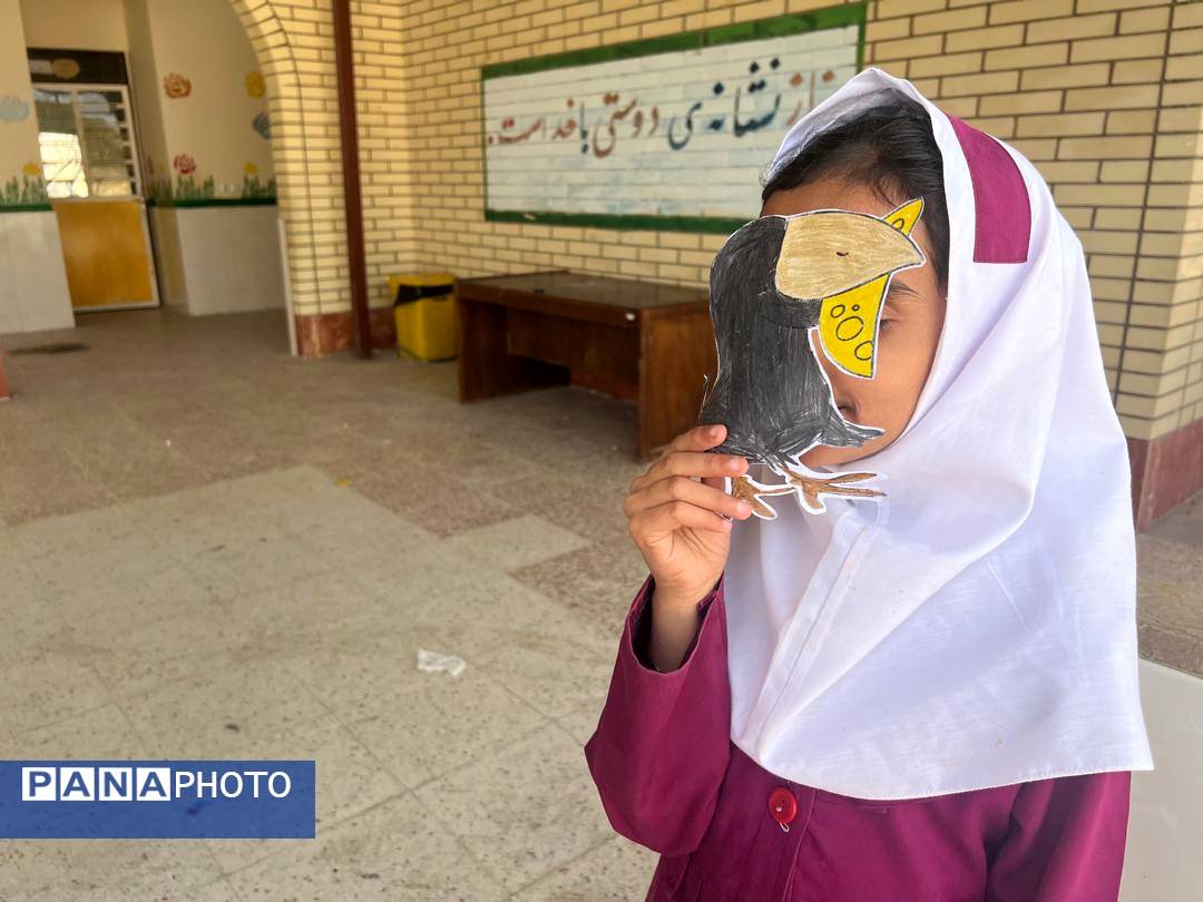 نمایش‌های خلاقانه دانش‌آموزان سیریک به‌مناسبت هفته کتاب