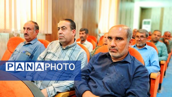 نشست مبلغان‌ و هیات‌های عزاداری شهرستان لنده در آستانه ماه محرم