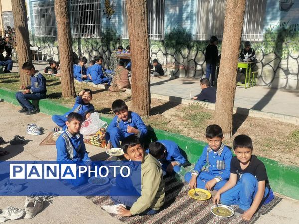 مراسم شهادت حضرت فاطمه زهرا (س) در دبستان شهید محمود فلاحزاده ابرکوه