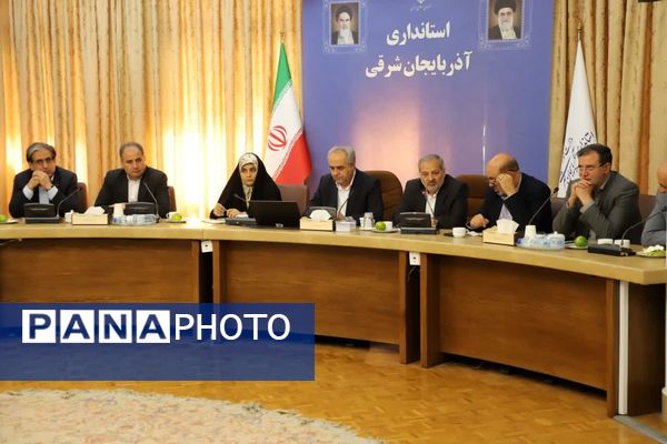 جلسه جمع‌بندی سفر اعضای کمیسیون آموزش مجلس به استان با حضور وزیر آموزش و پرورش 