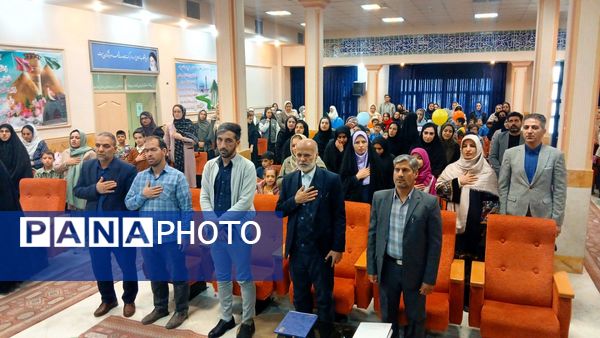 برگزاری ویژه‌برنامه هفته کتاب و کتابخوانی در آموزش و پرورش نظرآباد 