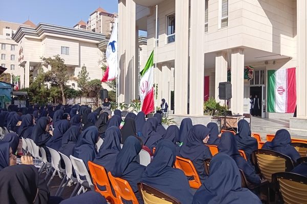 مهر، میهمان تازه دبیرستان مصلی نژاد حضرت ام البنین شد