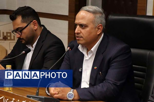 گرامیداشت روز خبرنگار در سازمان دانش‌آموزی؛ تجلیل از خبرنگاران دانش‌آموز پانا شهرستانهای تهران با حضور وزیر آموزش و پرورش