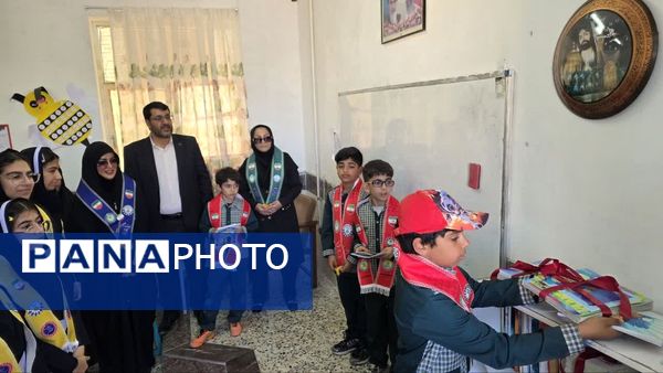 موج کتاب در مدارس روستایی؛ از هدیه‌ ۲۰۰ جلدی تا اشتیاقی برای مطالعه