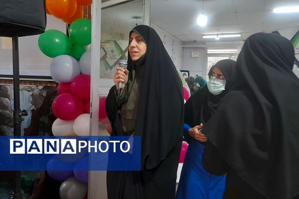 جشن روز معلم در دبستان راهیان نور ناحیه دو شهرری 