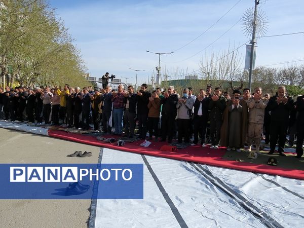 اقامه نماز عید فطر در شهرستان بجنورد 
