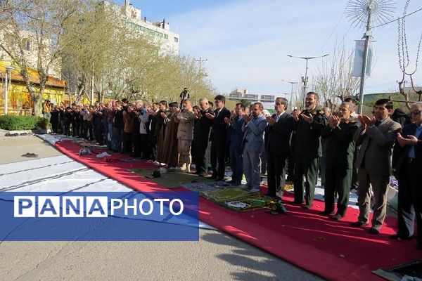 اقامه نماز عید فطر در شهرستان بجنورد 
