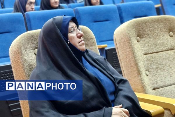 نشست معاونان آموزشی مدارس شهرستان‌های استان تهران به میزبانی قرچک 