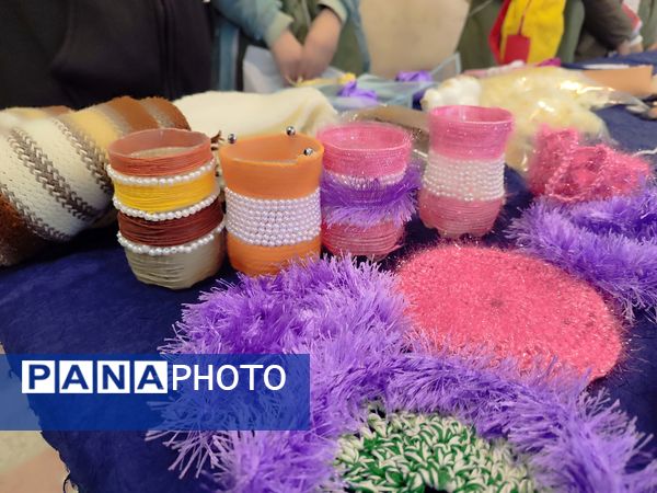 بازارچه و نمایشگاه هنرهای دستی آموزشگاه فاطمیه ملارد 