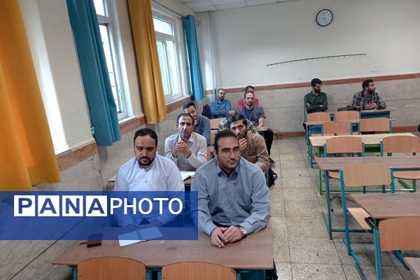 برگزاری کارگاه توانمندسازی نیروی انسانی ویژه نومعلمان در دبستان علی اکبر طالبی ناحیه یک شهرری