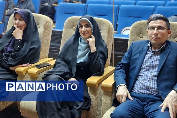 نشست معاونان آموزشی مدارس شهرستان‌های استان تهران به میزبانی قرچک 