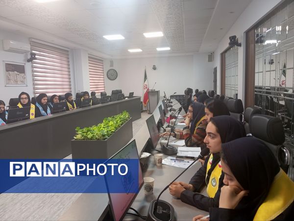 سیزدهمین دوره انتخابات شورای دانش‌آموزی ناحیه شش مشهد