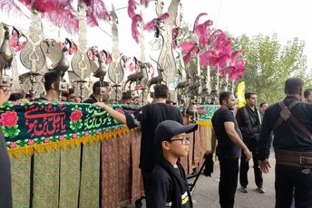 آئین سنتی علم کشی و عزاداری در جوشقان کاشان
