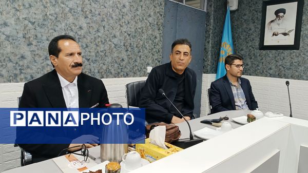 رونمایی از دو اثر جدید قاسم بدره در آیین «شب شعر برای ایران»