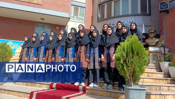دهه کرامت و اختتامیه کارگروه کوثر در دبیرستان شهید فلاحی ناحیه یک کرج