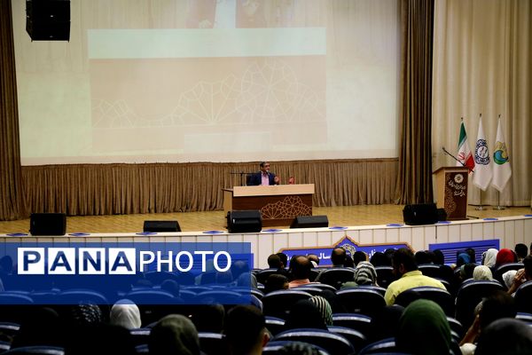  برنامه‌ای با موضوع زندگی به سبک خودمون با محور بخشش، گذشت و کنترل خشم در نجف‌آباد