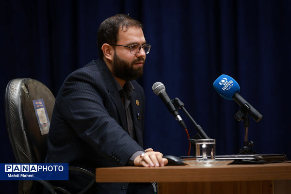 مراسم آموزش کاروان‌های عمره دانش‌آموزی به دانش‌آموزان عازم سرزمین وحی