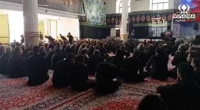 عزاداری  مردم روستای «صرم» قم در روز تاسوعای حسینی(ع)