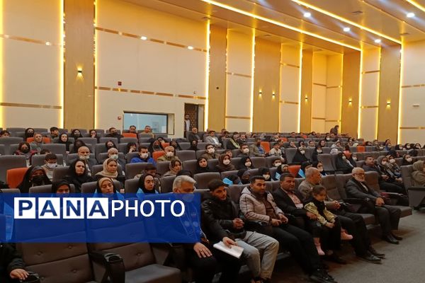 اعزام دانش‌آموزان دختر منتخب سازمان دانش‌آموزی استان اردبیل به سفر معنوی حج عمره مفرده 