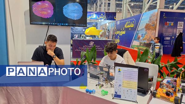 غرفه رباتیک و هوش مصنوعی ناحیه ۶ 