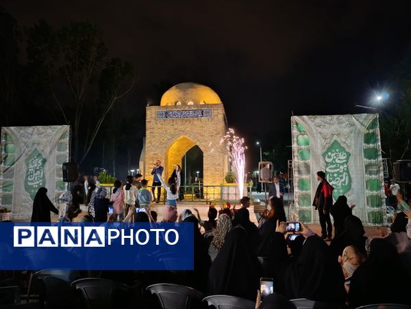 جشن دهه کرامت و ولادت امام هشتم شیعیان در پارک نیلوفر آبی مشهد مقدس