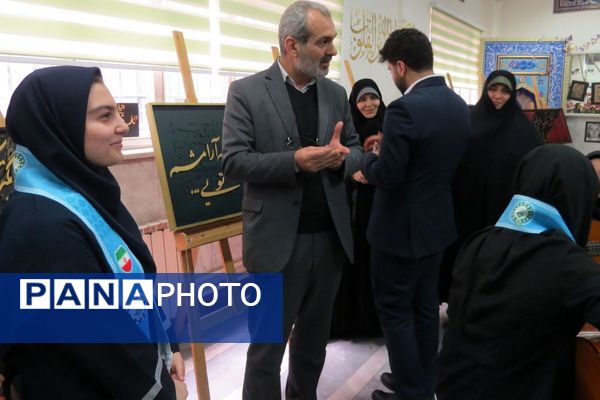 جشنواره فرهنگی‌ هنری‌ ماها در هنرستان سیدالشهدا