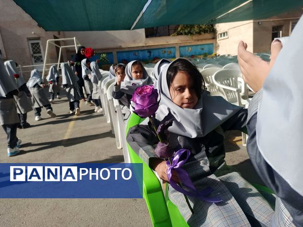 آغاز سال تحصیلی جدید در دبستان دخترانه پری زابلی نژاد ناحیه دو 