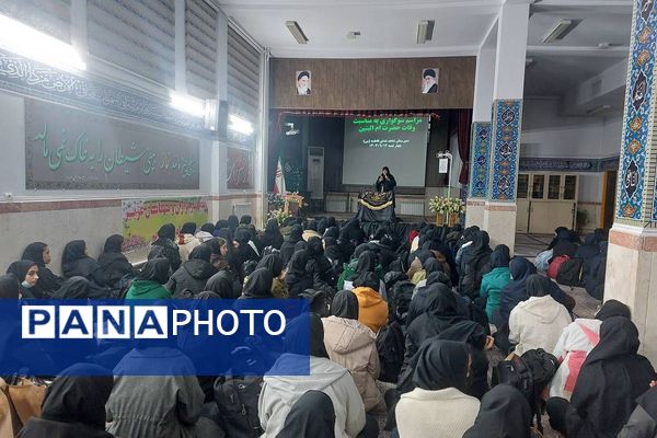 حضور پرشور دانش آموزان دبیرستان شاهد ندای فاطمه (س) در مراسم سوگواری حضرت ام البنین (س)