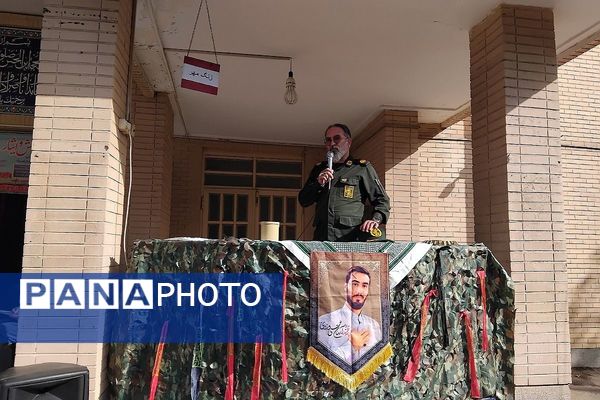 برگزاری جشن به مناسبت هفته دفاع مقدس و میلاد سیدالکریم در ناحیه یک شهرری 