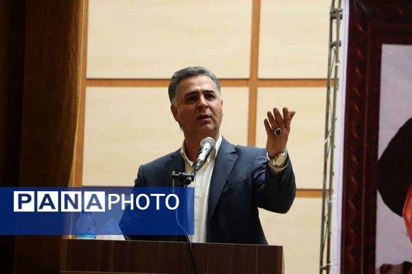  اختتامیه جشنواره کتابخوانی «بخوانیم برای فردا» 