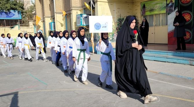آغاز شورانگیز المپیاد ورزشی درون مدرسه‌ای در دبیرستان مهدی خدابنده 