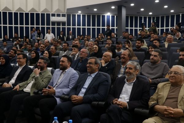 برترین‌های ورزش خراسان‌رضوی در آیین نشان کاوه معرفی شدند