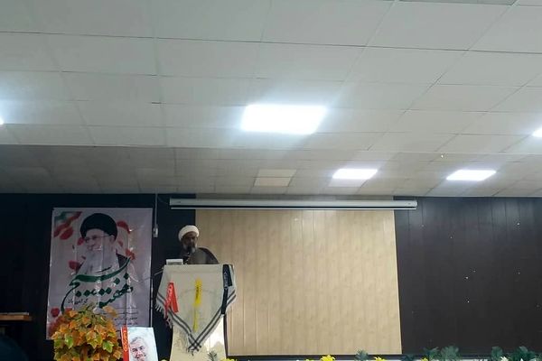 روحیه بسیجی جامعه را به سمت پیشرفت و تعالی هدایت می‌کند