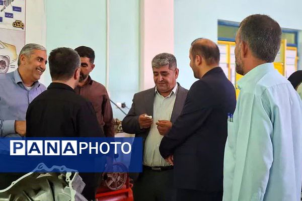 برگزاری نمایشگاه به مناسب هفته ملی مهارت در شهرستان باشت