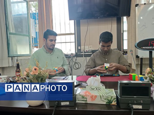 دوره توانمندسازی راه‌یافتگان ناحیه 3 شیراز به المپیاد رویش استانی