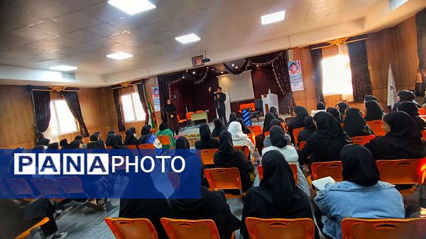 برگزاری «یکشنبه‌های مهارتی» طرح نماد در دبیرستان آرمیتا مصلی‌نژاد یاسوج