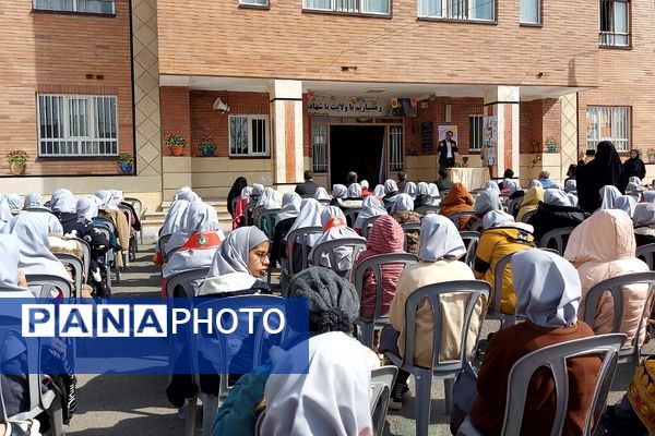 برگزاری جشن احسان و نیکوکاری در دبستان حکیم نظامی کهریزک 