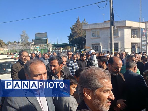 شهید گمنام در کاشمر تشیع شد