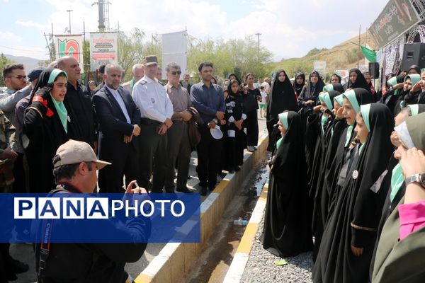 بازدید مشاور وزیر از موکب‌های سازمان دانش‌آموزی آذربایجان غربی